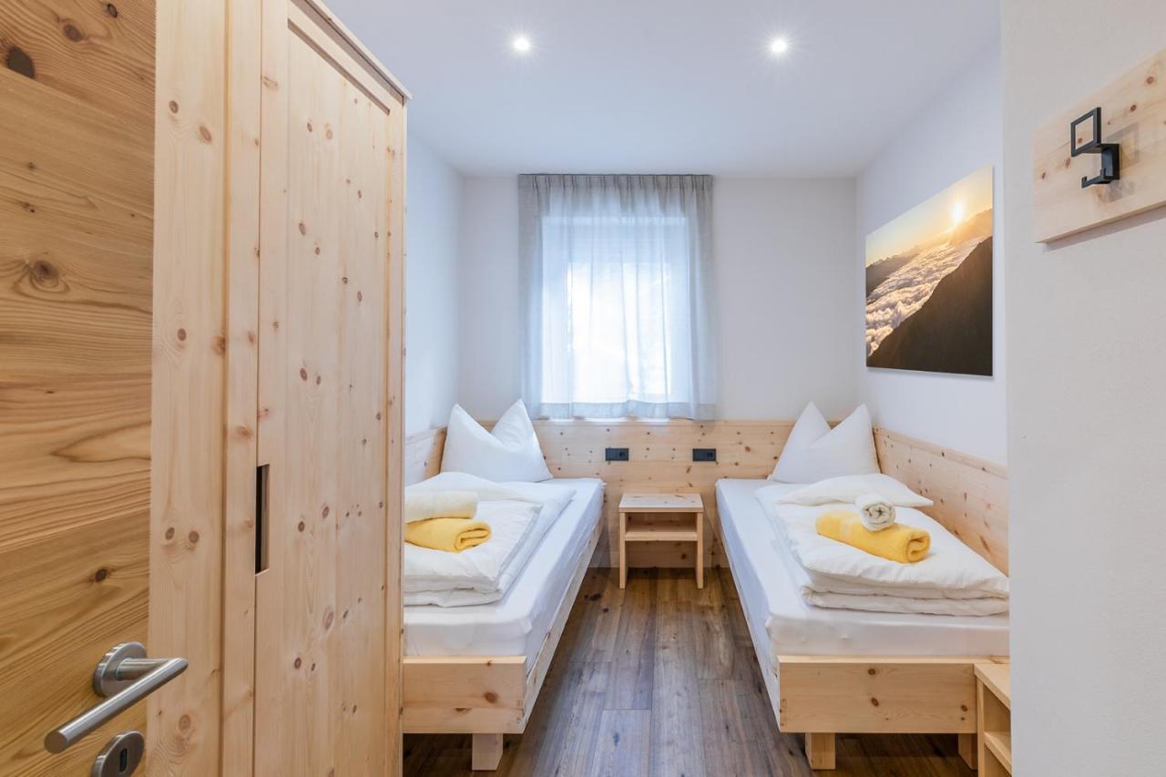 Baumannhof Appartement Funes  Buitenkant foto