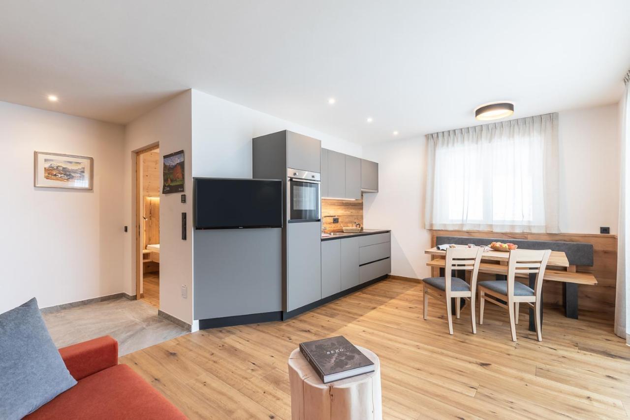Baumannhof Appartement Funes  Buitenkant foto